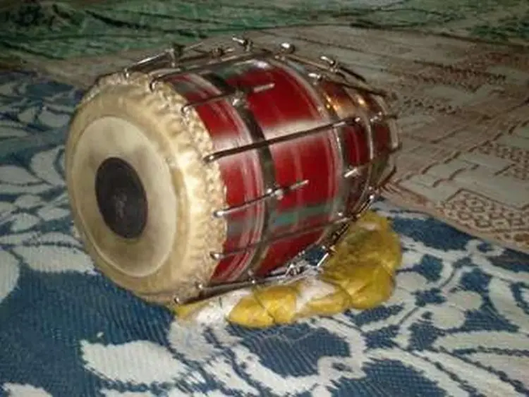 gallery-music instruments_01 (1).jpg